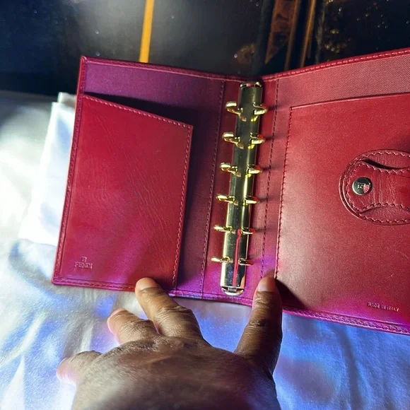 Fendi agenda authentic - Picture 3 of 8